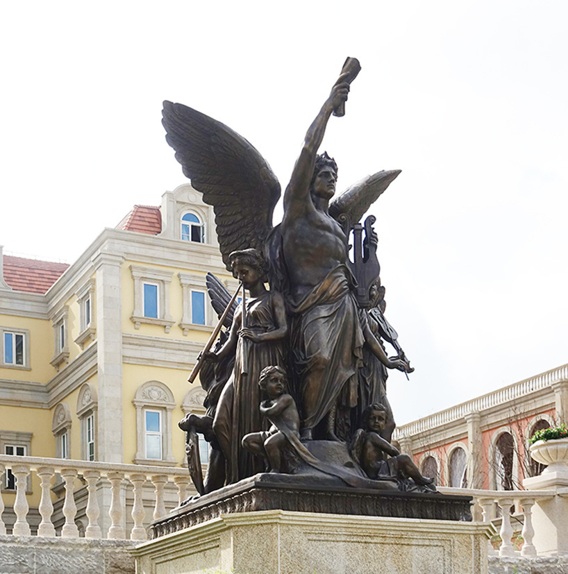 <h4>华为贵安云上屯数据中心景观雕塑</h4><p>华为贵安云上屯数据中心景观雕塑</p>