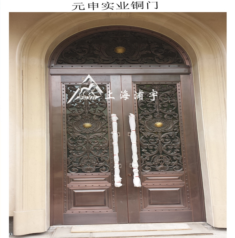 <h4>铜门</h4><p>铜门</p>